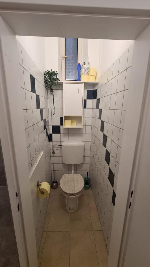 City Apartment Mit Direktzugang Wien Eksteriør billede