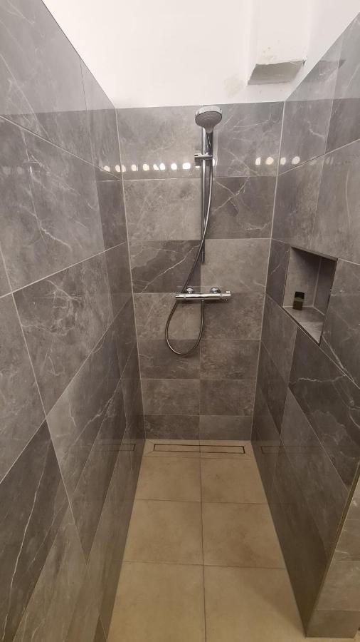 City Apartment Mit Direktzugang Wien Eksteriør billede