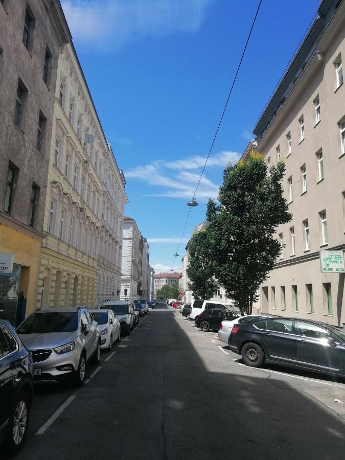 City Apartment Mit Direktzugang Wien Eksteriør billede