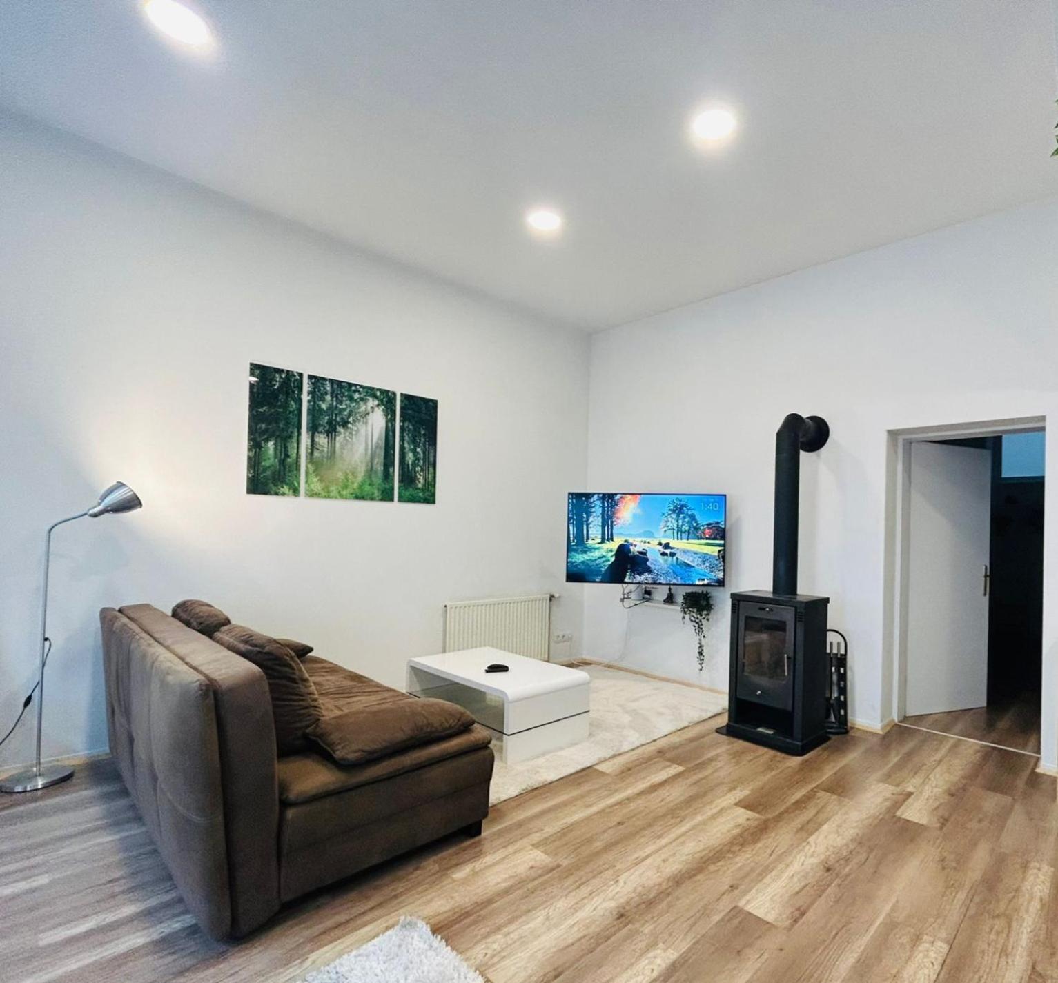 City Apartment Mit Direktzugang Wien Eksteriør billede