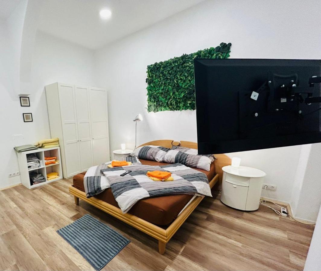City Apartment Mit Direktzugang Wien Eksteriør billede